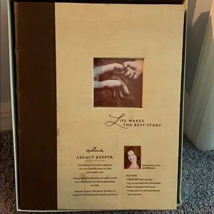 Hallmark Legacy Keeper